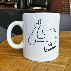 Imagen de TAZA DE CERAMICA VESPA