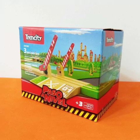 Trencity | Paso a nivel