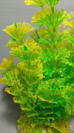 Planta Plástica Aquário Fartura Cabomba Green 20 cm - comprar online