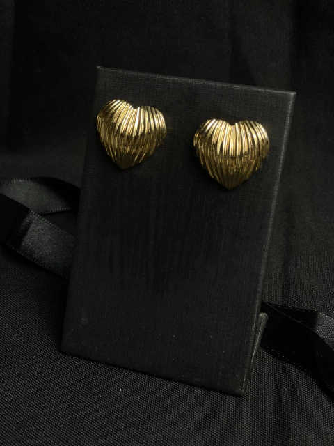 Brinco Coração orgânico