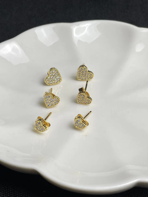 Trio de brinco coração cravejado