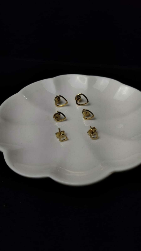 Brincos Trio Dourado de Coração Vazado