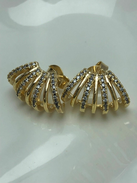 Brinco Ear Cuff Leque Cravejado