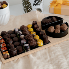 Picadita de chocolates grande - comprar online