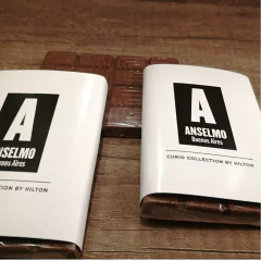 Tabletas con logo. Chocolate personalizado con logo para empresas