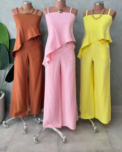 Conjunto calça e blusa assimétrica - comprar online