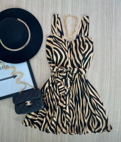 Vestido botões