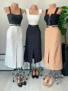 Saia midi reta alfaiataria - comprar online
