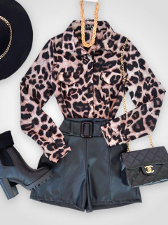Camisa animal print (cópia)