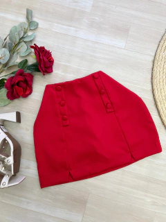Saia shorts alfaiataria botões vermelho na internet