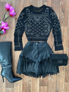 Cropped tule apliques