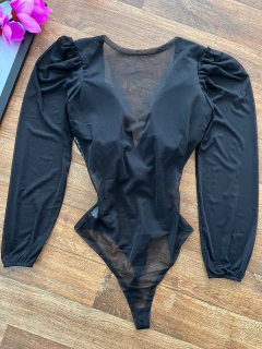 Body tule com Paête na internet
