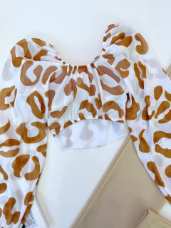 Cropped tule on internet