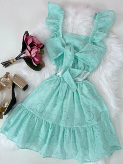 Vestido laise verde claro na internet