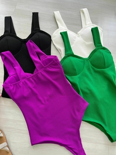 Body canelado 3D (cópia) - buy online
