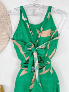 Conjunto Luci verde bandeira na internet