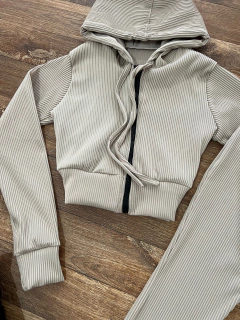 Conjunto canelado 3D - comprar online