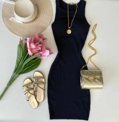 Vestido canelado na internet