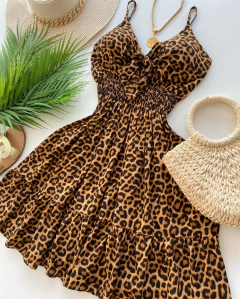 vestido onça na internet