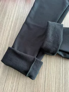 Calça montaria flanelada com nervuras na internet