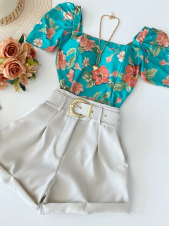 Shorts alfaiataria na internet