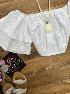 Cropped laise branco na internet