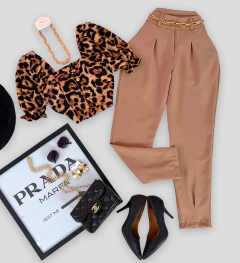 Cropped botões onça