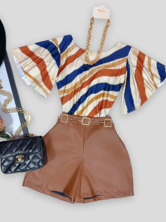 Shorts Couro eco (cópia) (cópia)