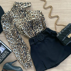 Shorts/Saia preto