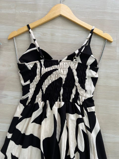 Vestido Samira na internet