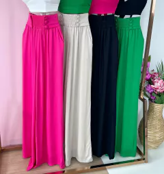 Calça pantalona botões na internet