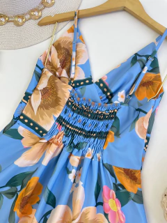 Vestido midi na internet