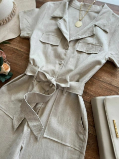 Macacão linho na internet