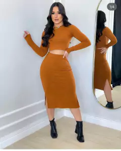 Imagem do Conjunto canelado midi saia