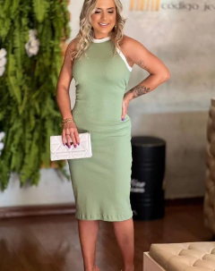 Vestido Ribana midi na internet