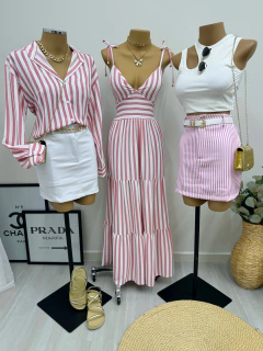 Saia shorts alfaiataria listrado na internet