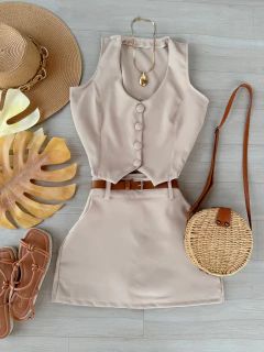 Conjunto Alfaiataria shorts e colete