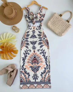 Vestido midi inspired FRM na internet