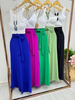 Calça pantalona azul na internet
