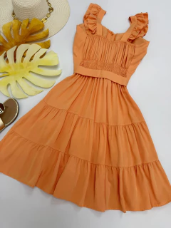 Vestido botões na internet