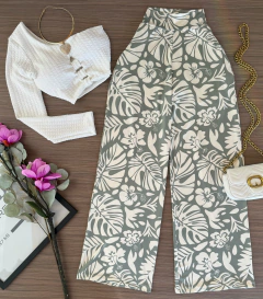 Calça pantalona poliamida
