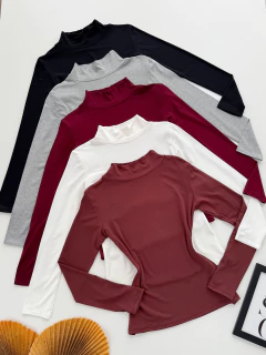 Blusa gola básica - comprar online