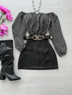 Cropped aro xadrez na internet