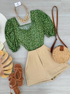 Cropped barbatana (cópia) on internet