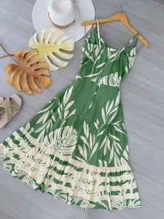 Vestido midi de amarrar na internet