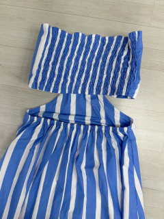 Vestido Santorini na internet