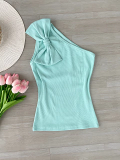 Blusa Ribana laço na internet