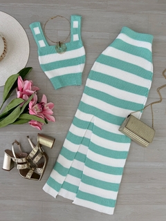 Conjunto cropped e saia tricot