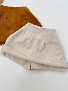 Saia/shorts alfaiataria na internet