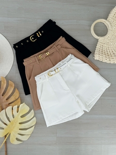 Shorts alfaiataria com cinto